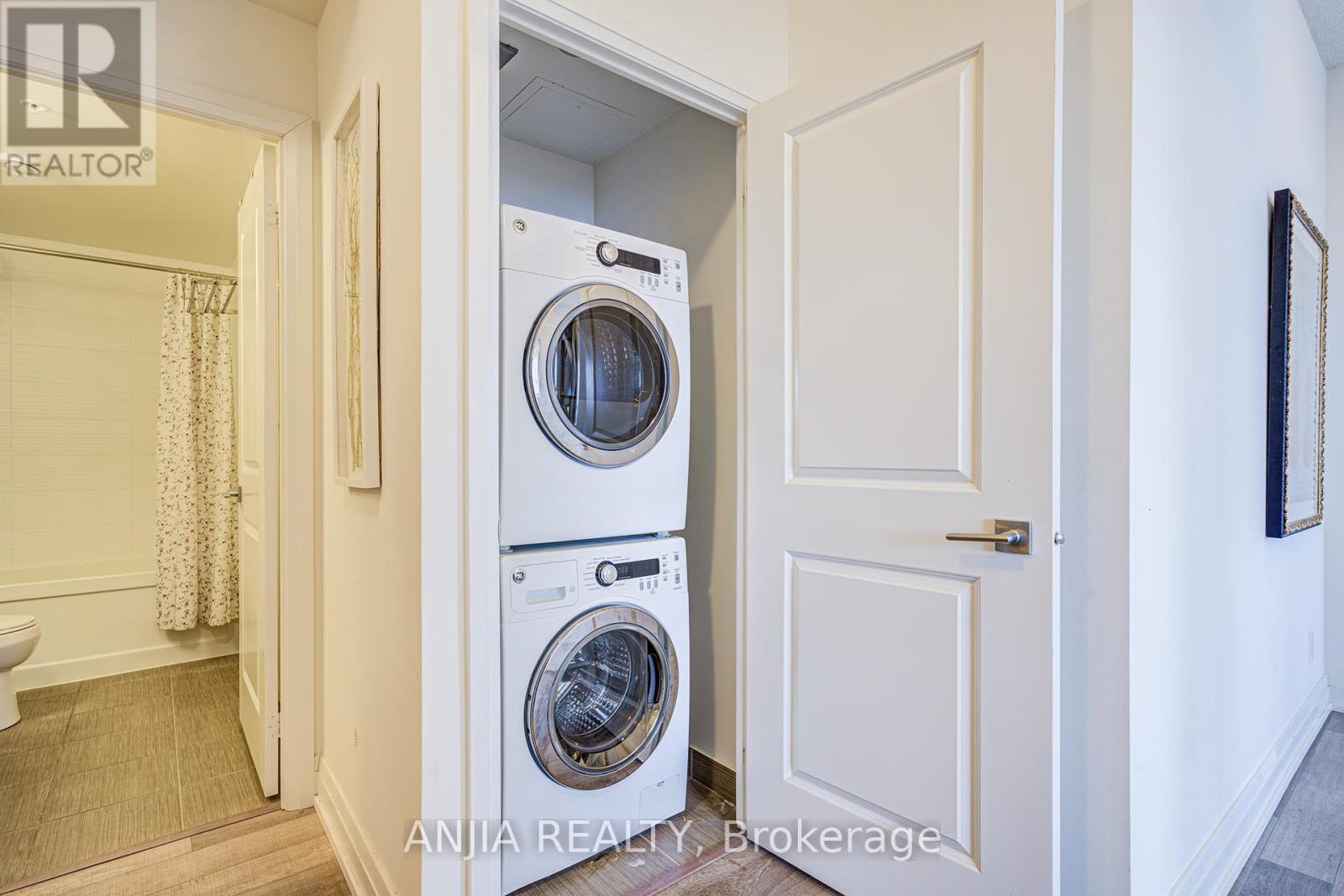 2012 - 7165 Yonge Street, Markham, Ontario  L3T 0C9 - Photo 26 - N12079825