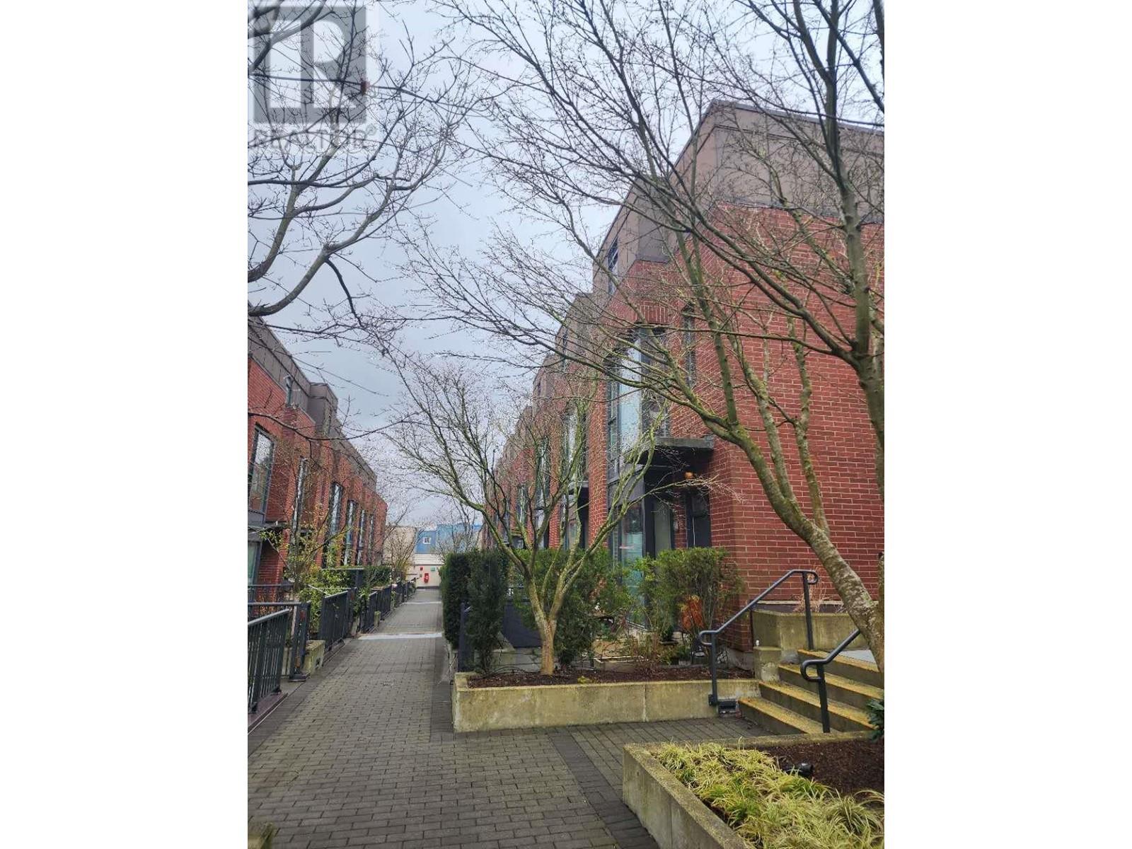 217 1961 COLLINGWOOD STREET, vancouver, British Columbia