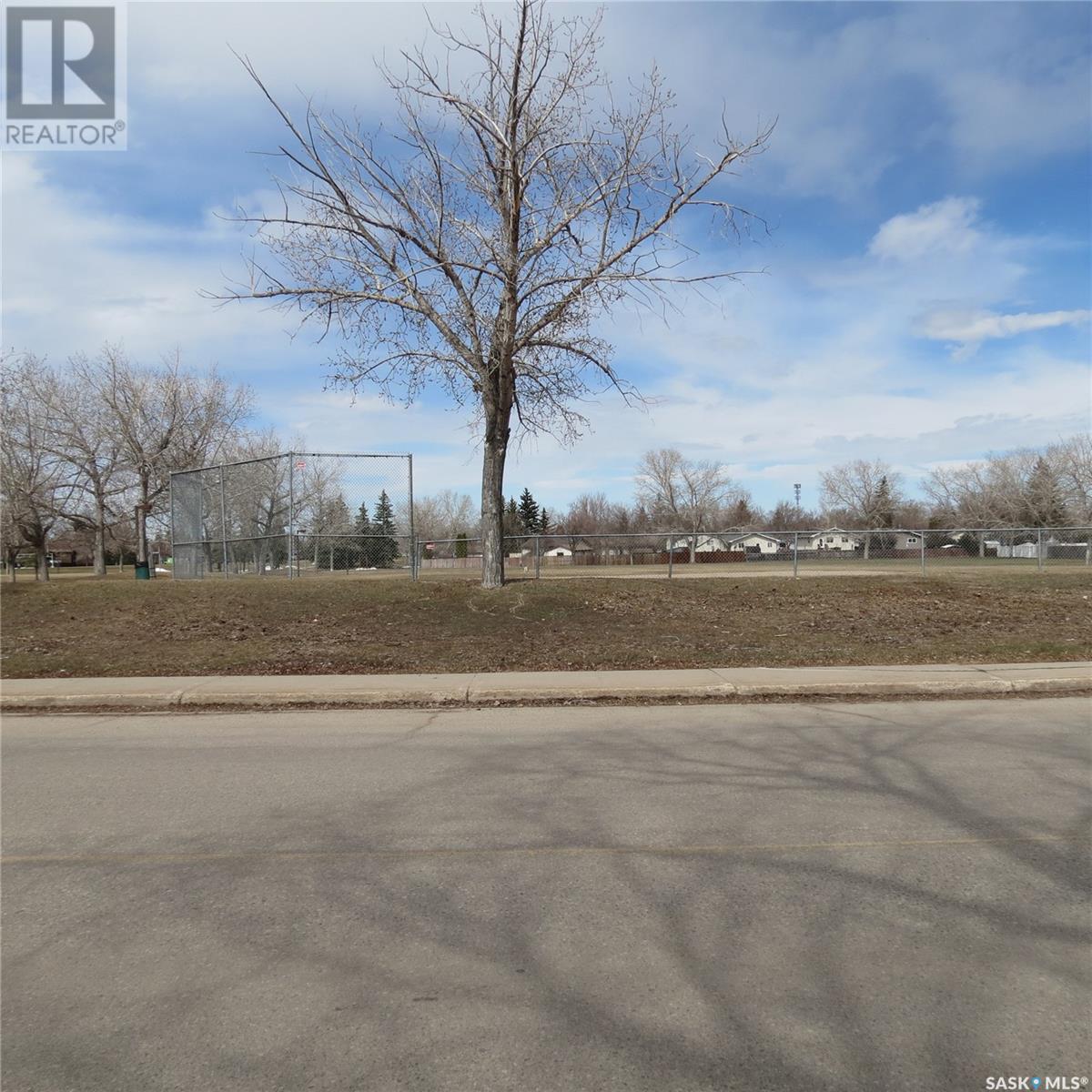 Property at 759 RINK AVENUE image 3