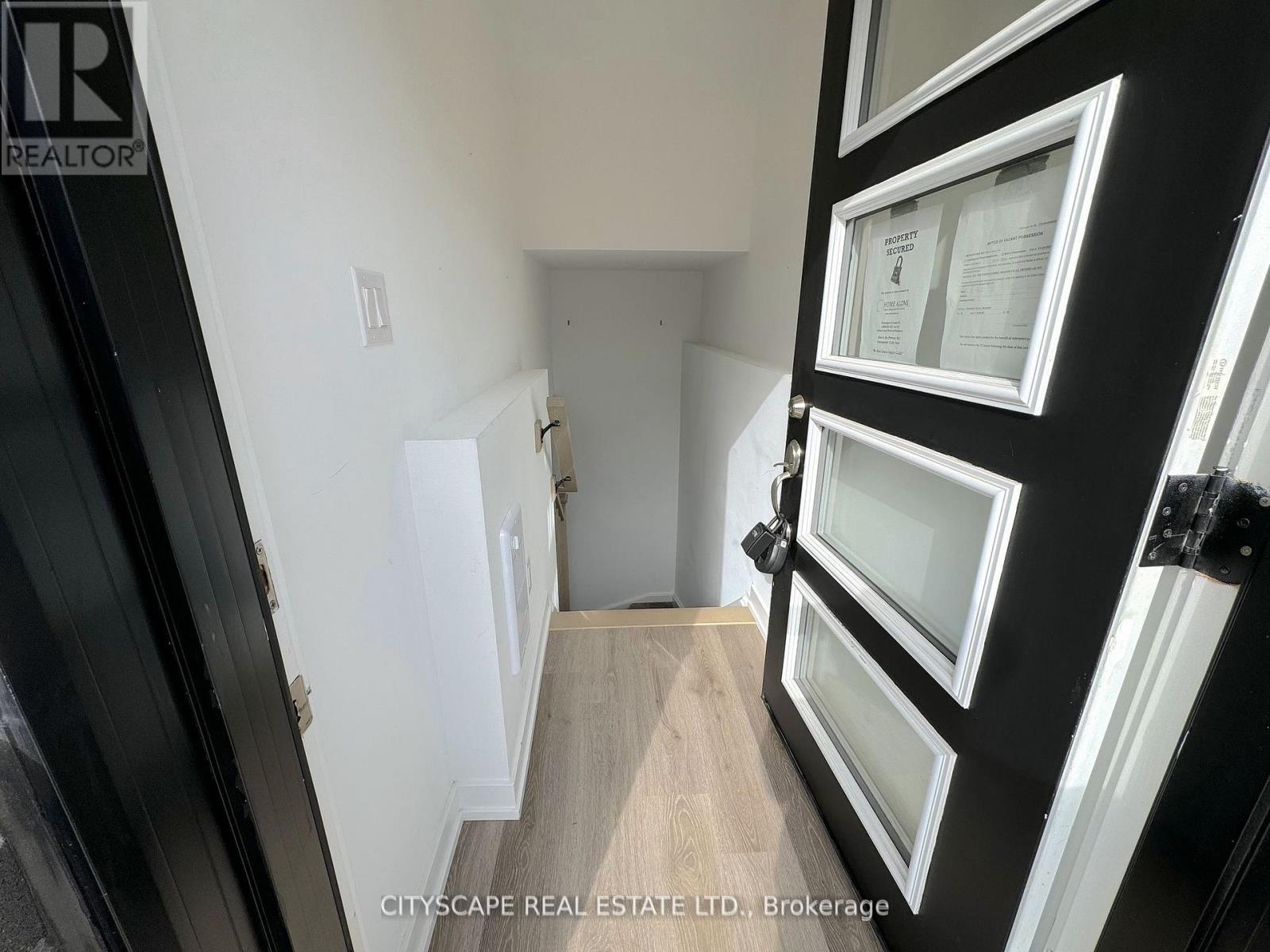 Property at 612 - 4263 FOURTH AVENUE image 5