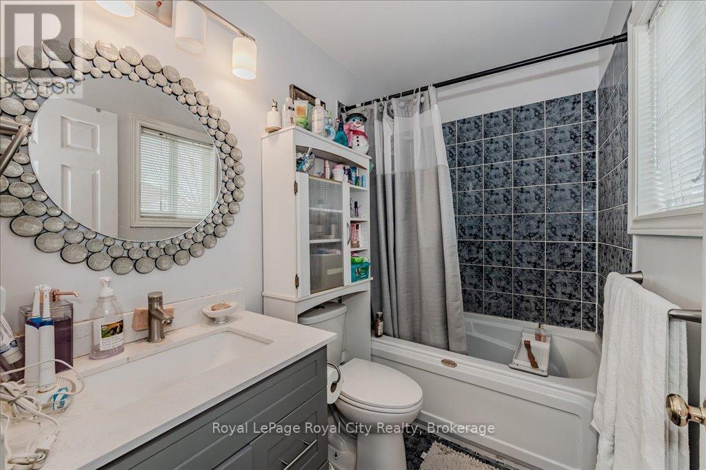 84 Porter Court, Guelph, Ontario  N1L 1L8 - Photo 21 - X12060671