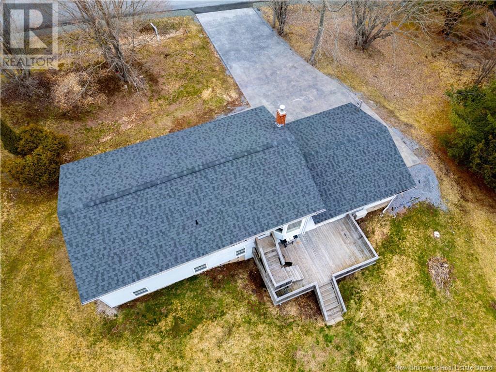 Property at 10 Rynlon Crescent image 3