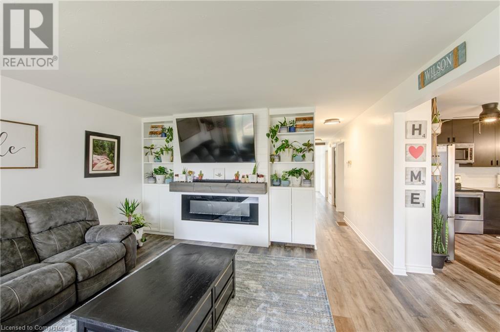 Property at 14 NOXON Street image 5