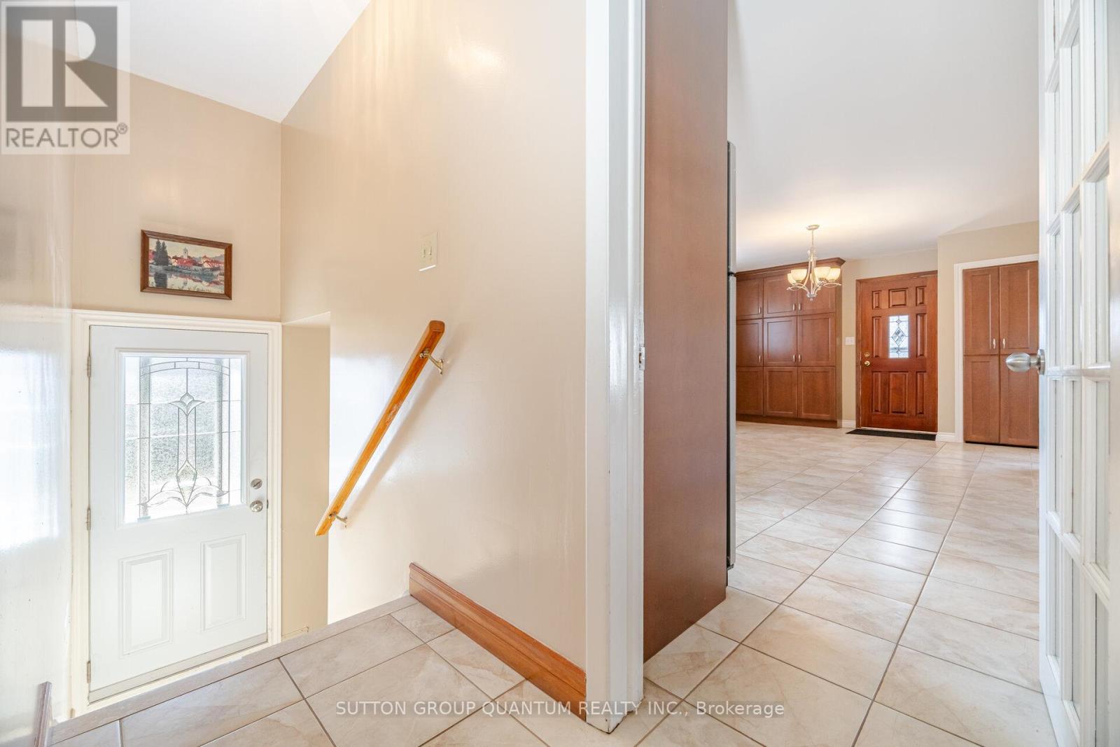 126 Angelene Street, Mississauga, Ontario  L5G 1X2 - Photo 26 - W12073980