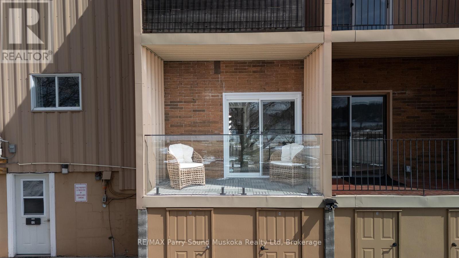 4 - 21 Prospect Street, Parry Sound, Ontario  P2A 2B5 - Photo 2 - X12054641