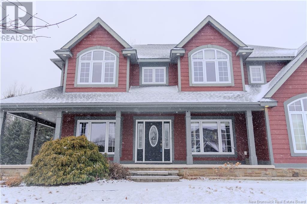 Property at 148 DU GOLF image 5