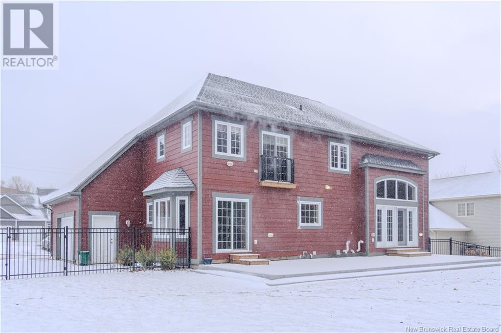 Property at 148 DU GOLF image 3