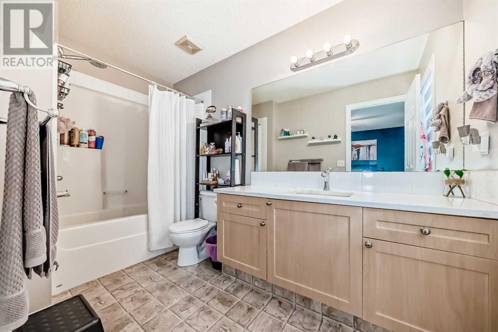 63 Copperfield Court Se, Calgary, Alberta  T2Z 4Z3 - Photo 17 - A2202798