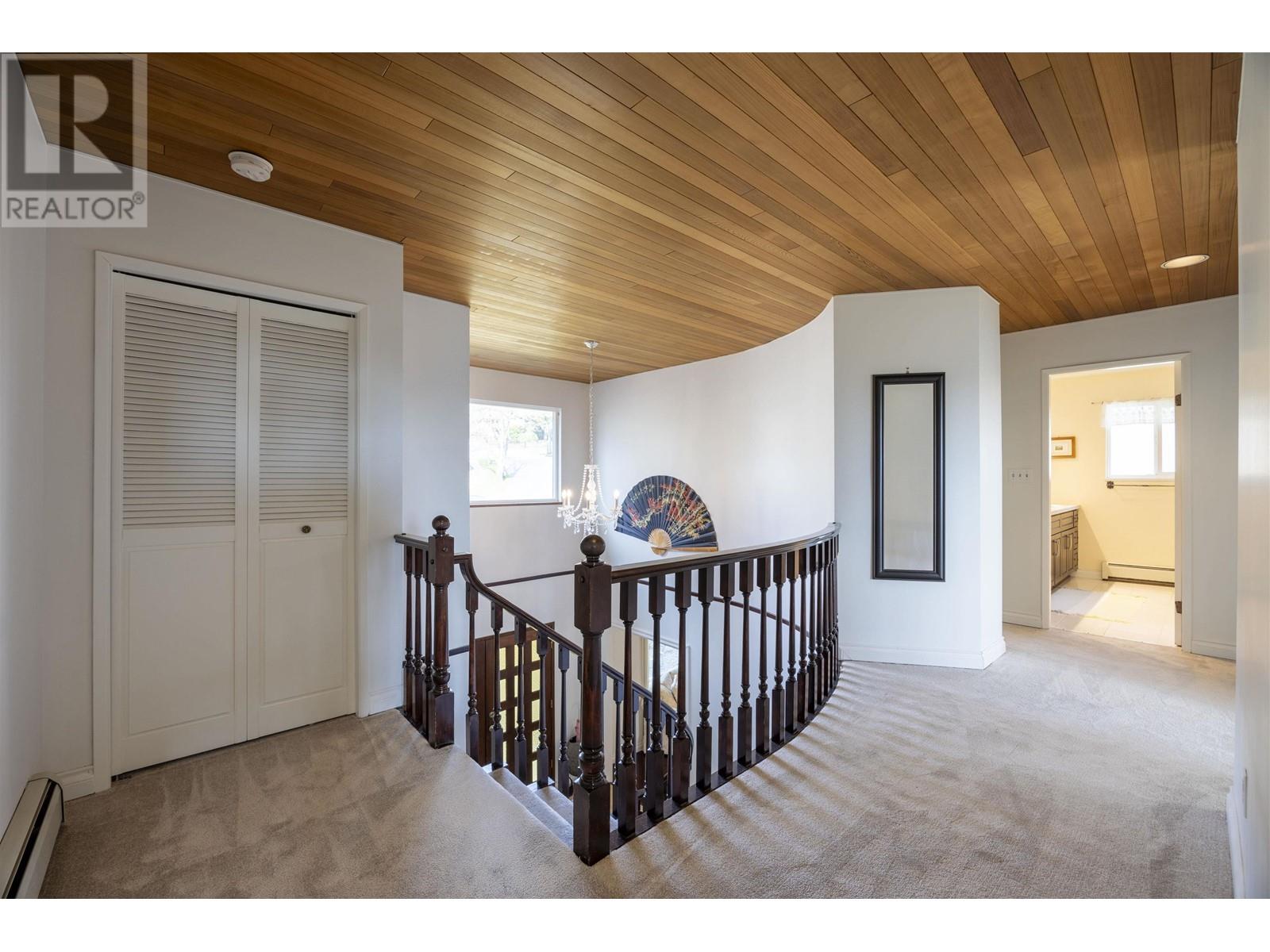 1310 Glen Abbey Drive, Burnaby, British Columbia  V5A 3Y4 - Photo 34 - R2972243