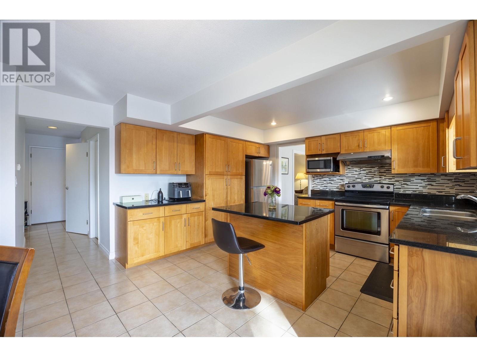 1310 Glen Abbey Drive, Burnaby, British Columbia  V5A 3Y4 - Photo 18 - R2972243