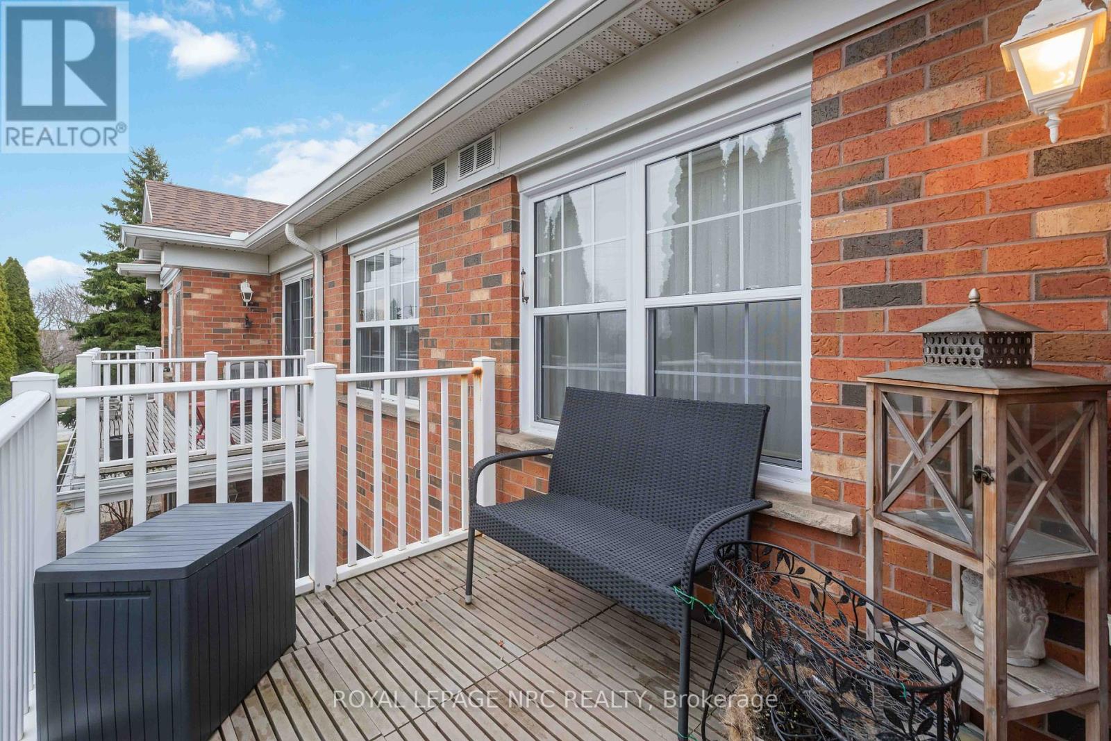 203 - 4090 John Charles Boulevard, Lincoln, Ontario  L0R 2C0 - Photo 23 - X12079970