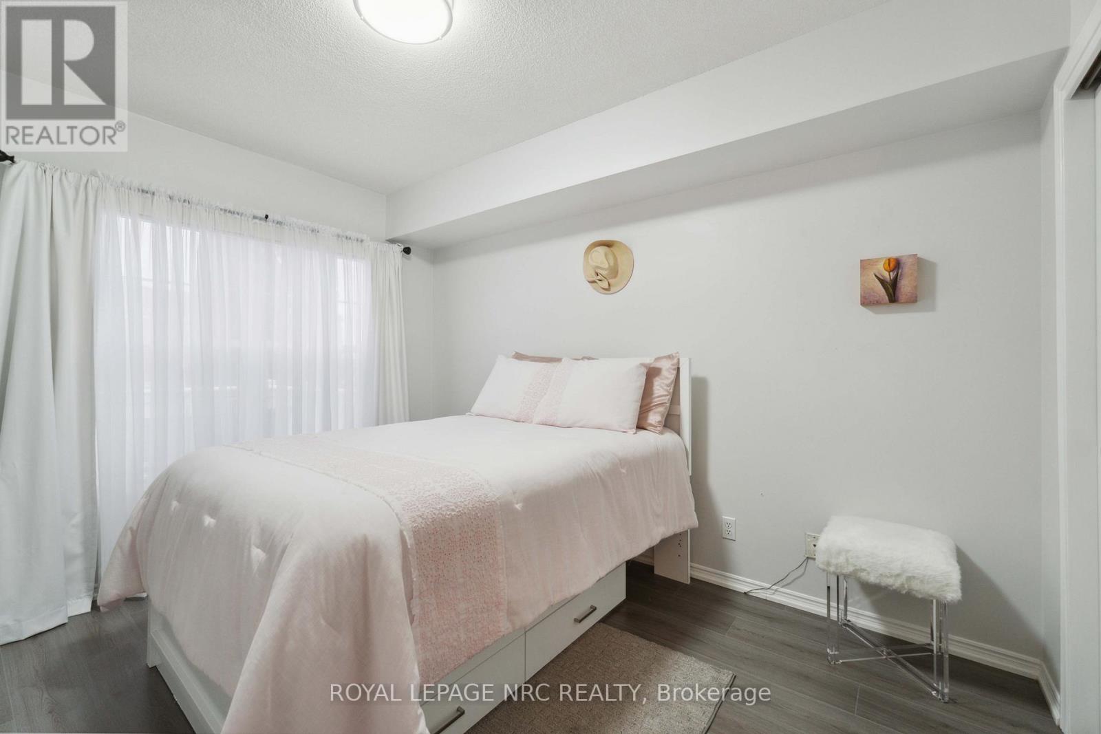 203 - 4090 John Charles Boulevard, Lincoln, Ontario  L0R 2C0 - Photo 25 - X12079970