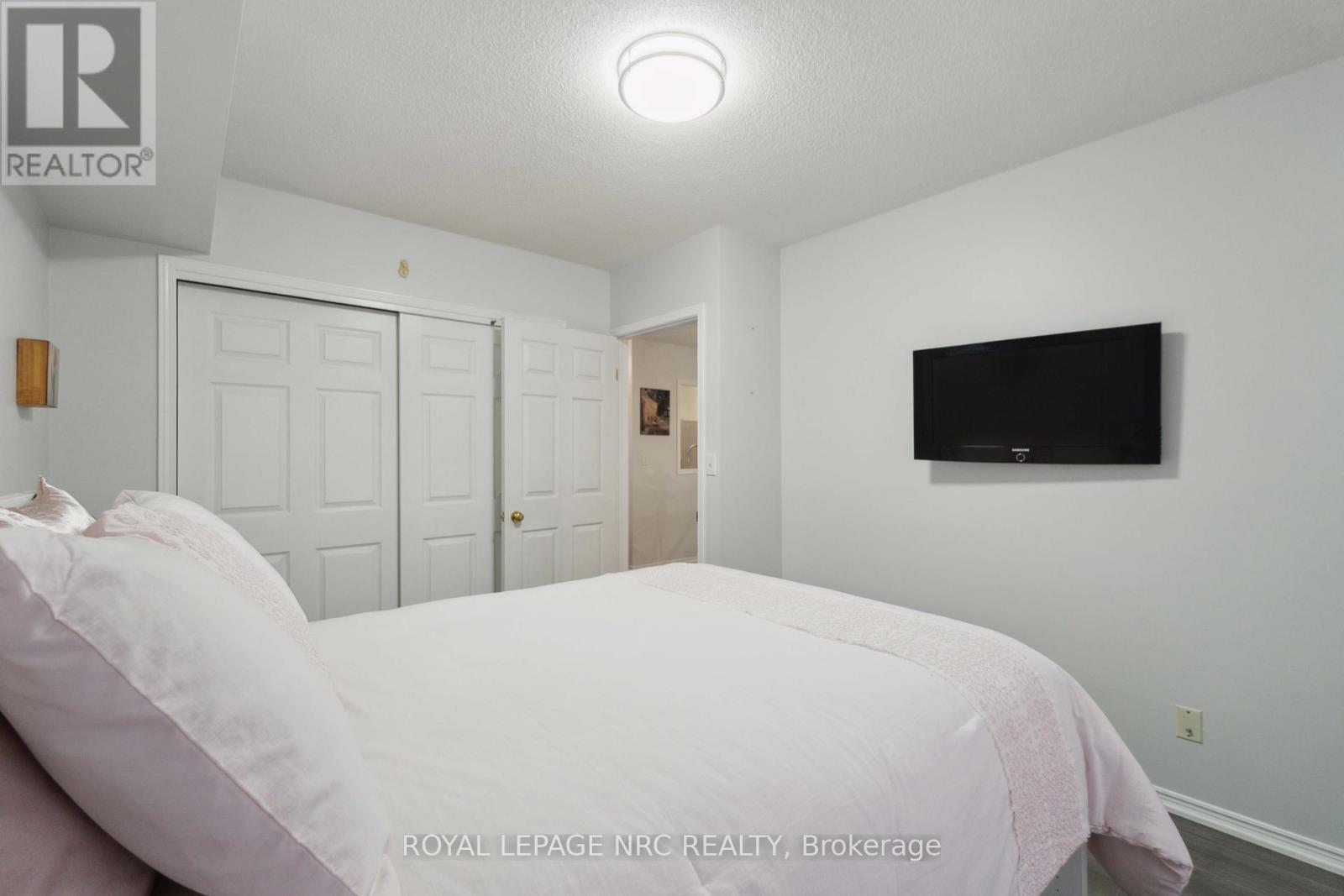 203 - 4090 John Charles Boulevard, Lincoln, Ontario  L0R 2C0 - Photo 26 - X12079970