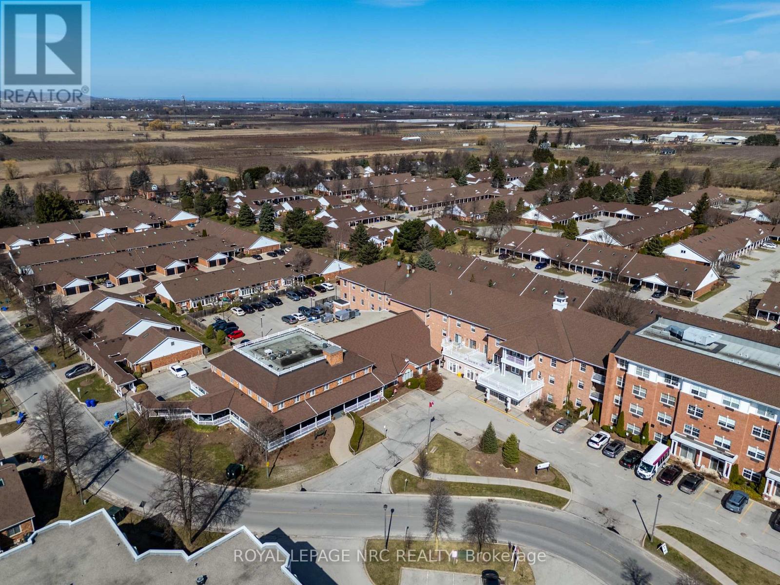 203 - 4090 John Charles Boulevard, Lincoln, Ontario  L0R 2C0 - Photo 45 - X12079970