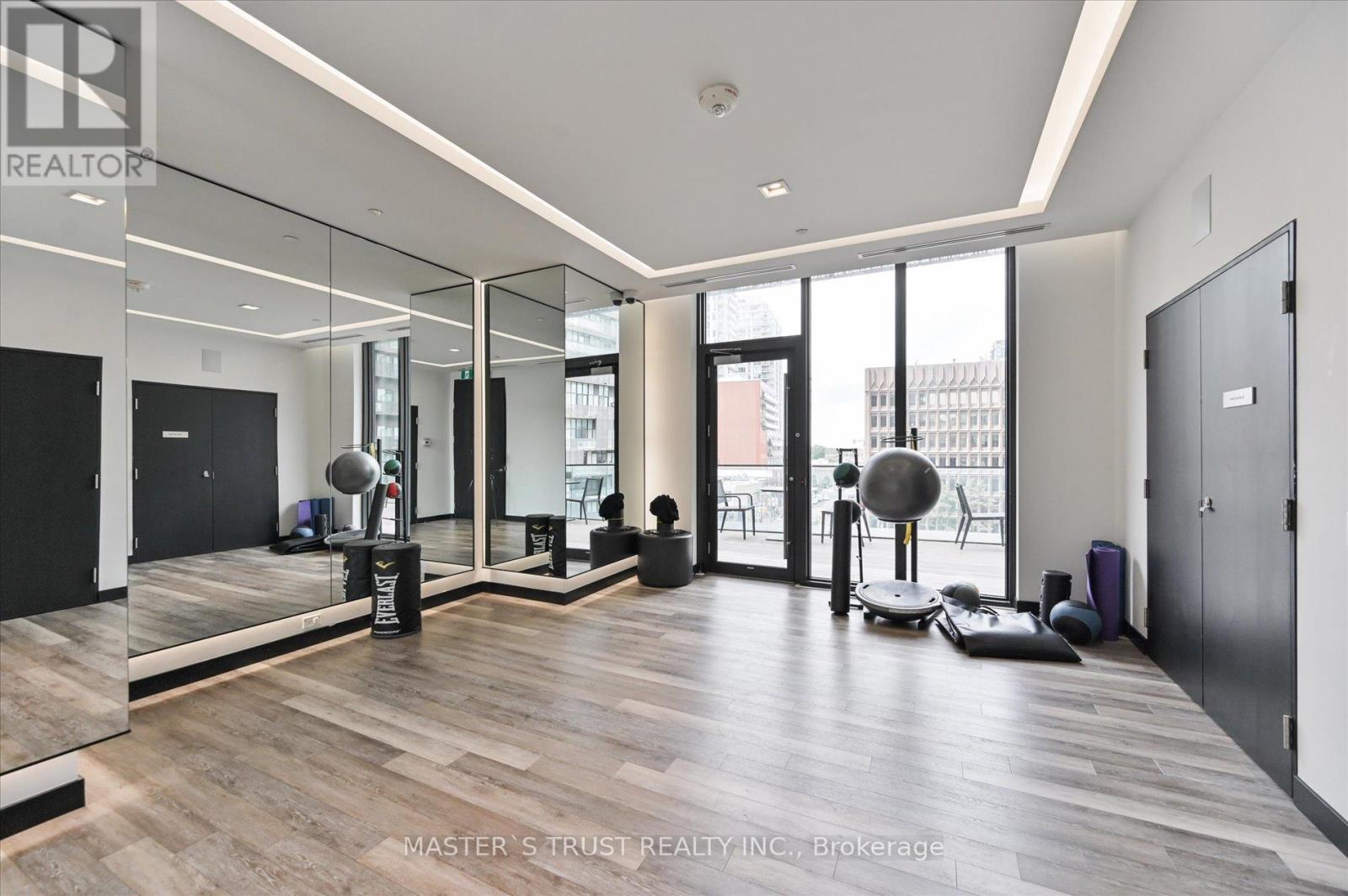 Ph 5801 - 8 Eglinton Avenue E, Toronto, Ontario  M4P 0C1 - Photo 35 - C12079986