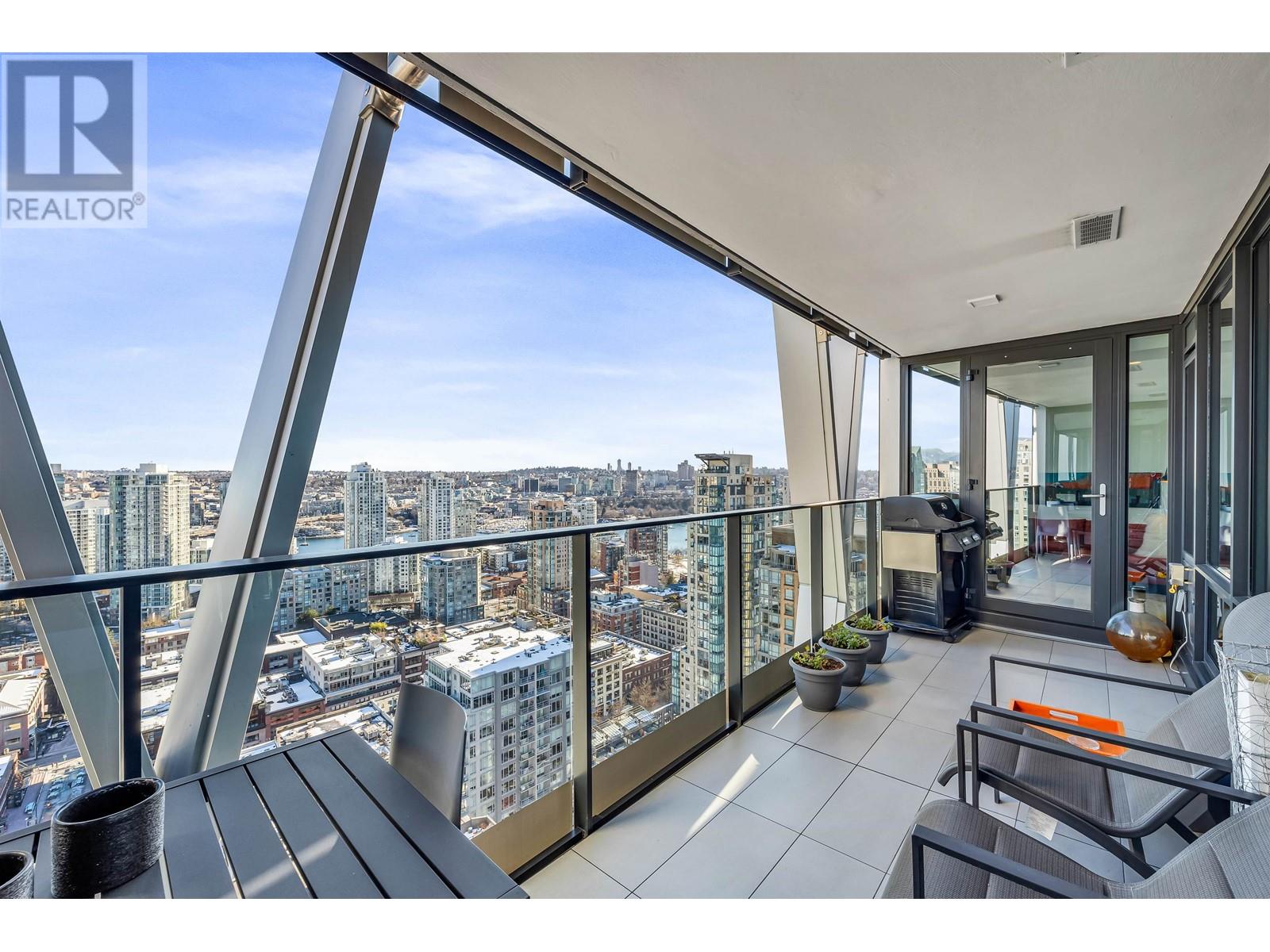 Listing Picture 25 of 31 : 2803 1111 RICHARDS STREET, Vancouver / 溫哥華 - 魯藝地產 Yvonne Lu Group - MLS Medallion Club Member