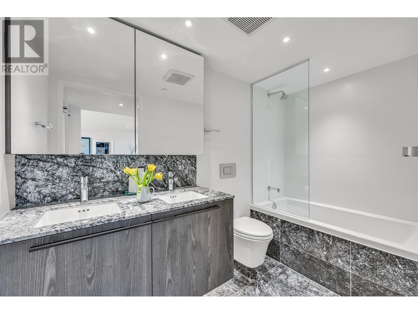 Listing Picture 21 of 31 : 2803 1111 RICHARDS STREET, Vancouver / 溫哥華 - 魯藝地產 Yvonne Lu Group - MLS Medallion Club Member