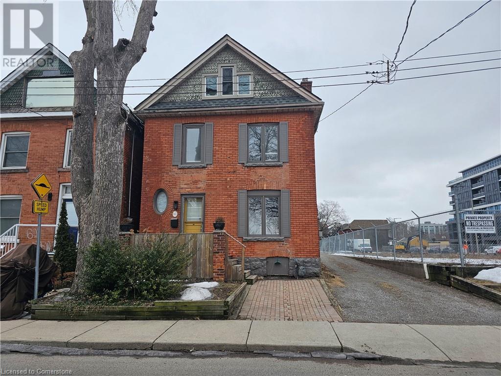 63 NEW Street, Hamilton, Ontario