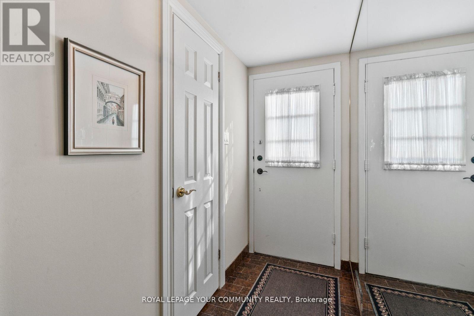 Property at 220 ROYAL ORCHARD BOULEVARD image 4