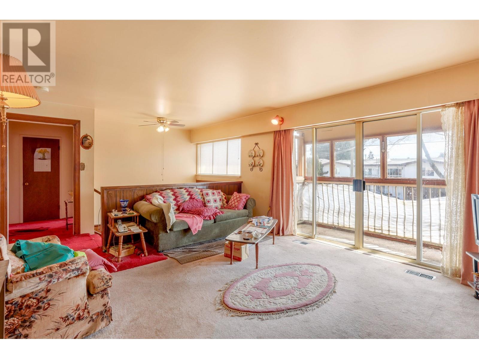 7473 17th Avenue, Burnaby, British Columbia  V3N 1L5 - Photo 6 - R2988395