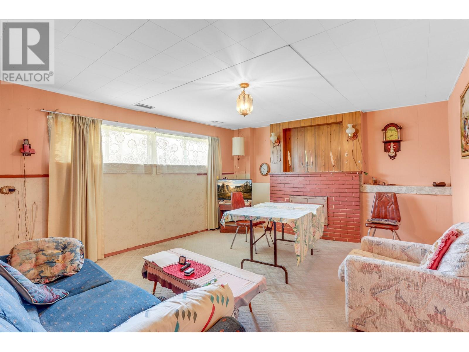 7473 17th Avenue, Burnaby, British Columbia  V3N 1L5 - Photo 18 - R2988395