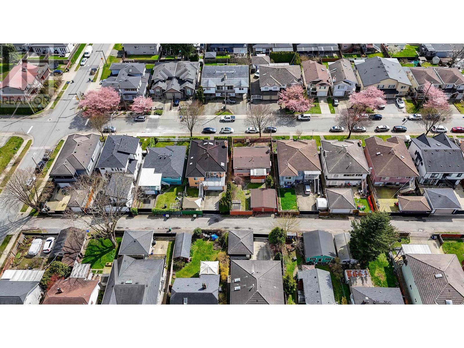 7473 17th Avenue, Burnaby, British Columbia  V3N 1L5 - Photo 33 - R2988395