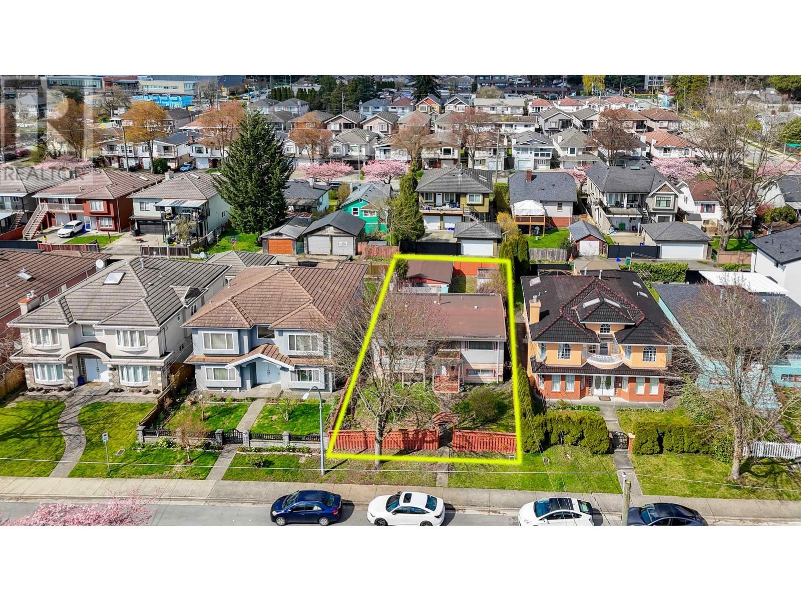 7473 17th Avenue, Burnaby, British Columbia  V3N 1L5 - Photo 32 - R2988395