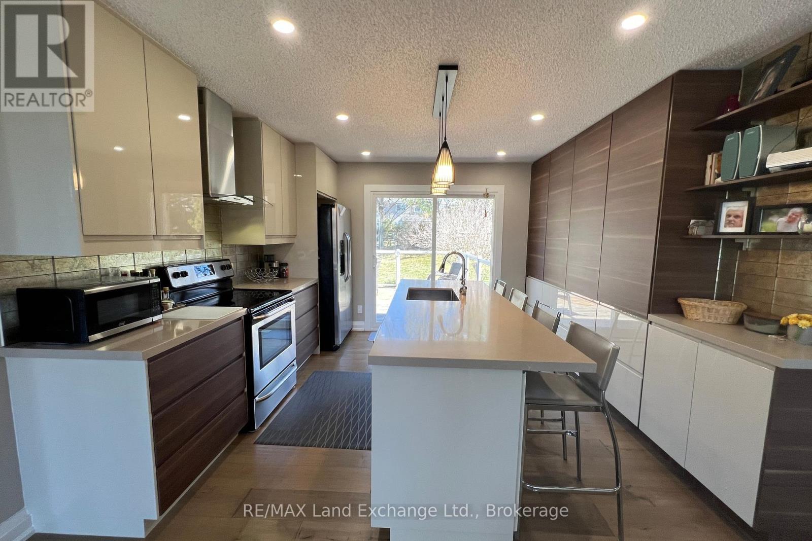 510 Alfred Street, Huron-Kinloss, Ontario  N0G 2R0 - Photo 16 - X12079998