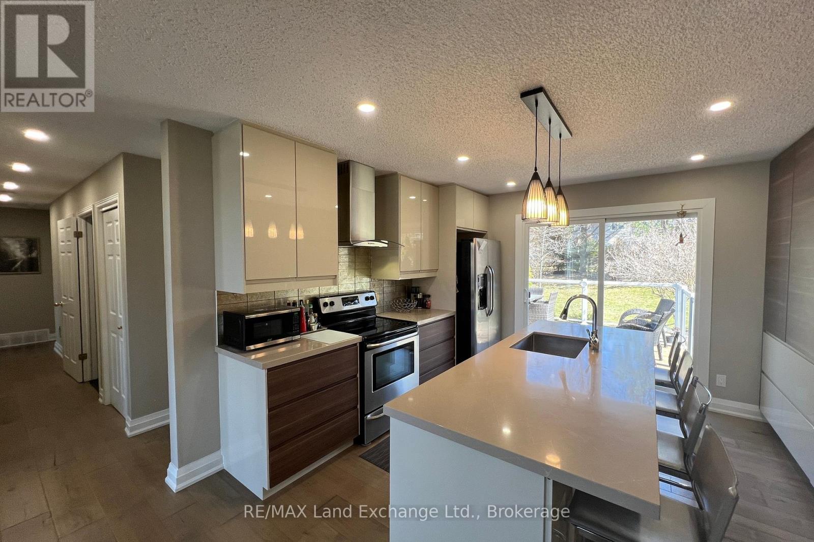 510 Alfred Street, Huron-Kinloss, Ontario  N0G 2R0 - Photo 17 - X12079998