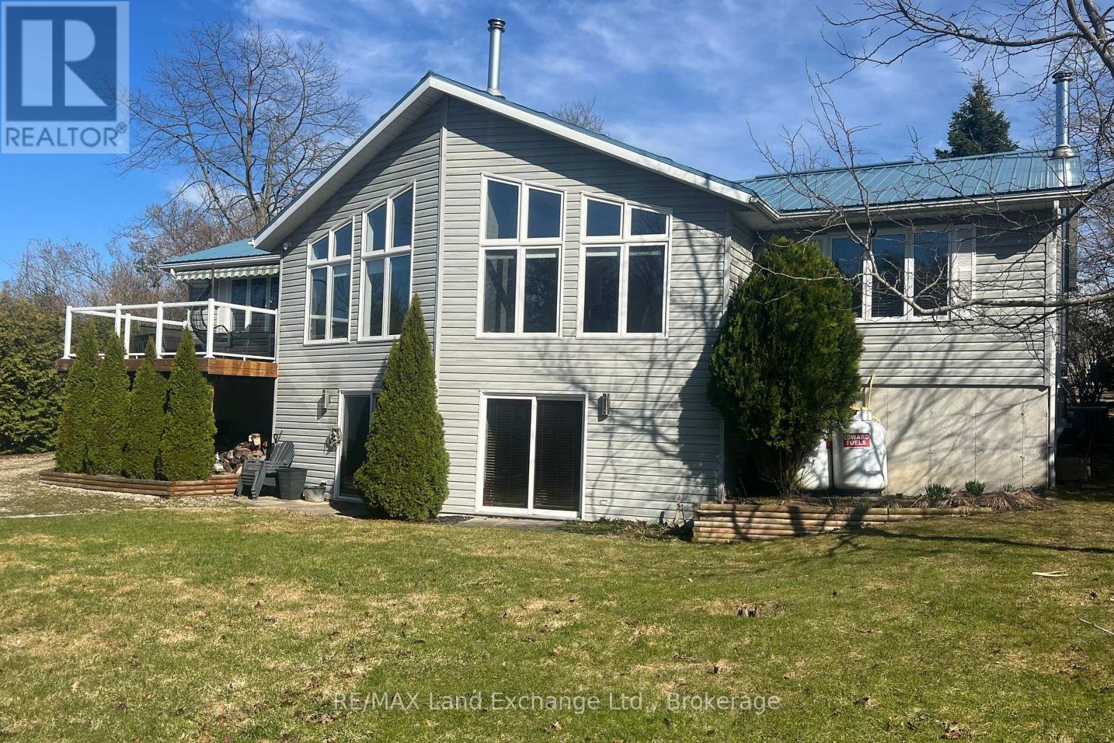 510 Alfred Street, Huron-Kinloss, Ontario  N0G 2R0 - Photo 2 - X12079998