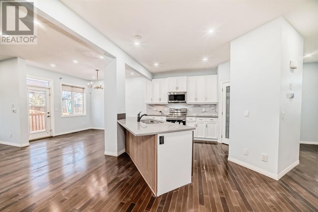 Property at 8 Sage Valley Close NW image 3