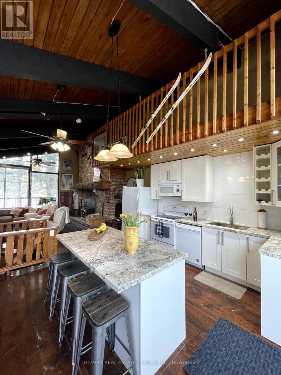 159 Birch View Trail, Blue Mountains, Ontario  L9Y 0M2 - Photo 8 - X12079994