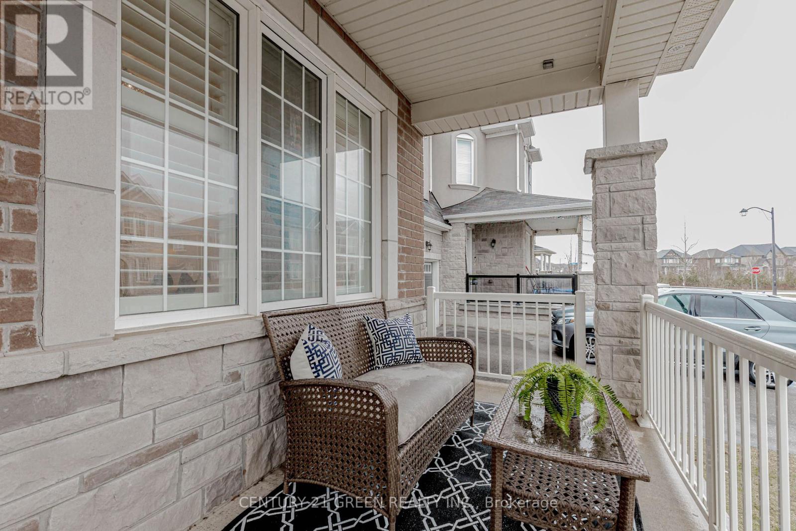 Property at 281 CHILVER HEIGHTS image 4