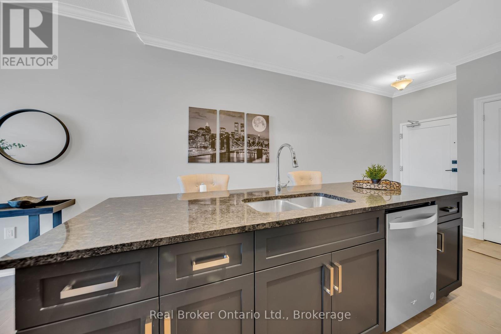 206 - 1880 Gordon Street, Guelph, Ontario  N1L 1L8 - Photo 12 - X12080050