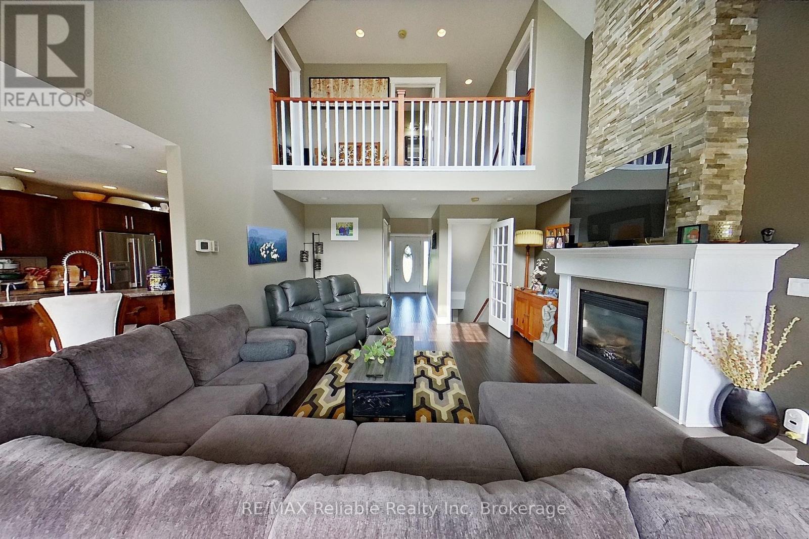 75824 Parr Line, Bluewater, Ontario  N0M 2R0 - Photo 19 - X12008221