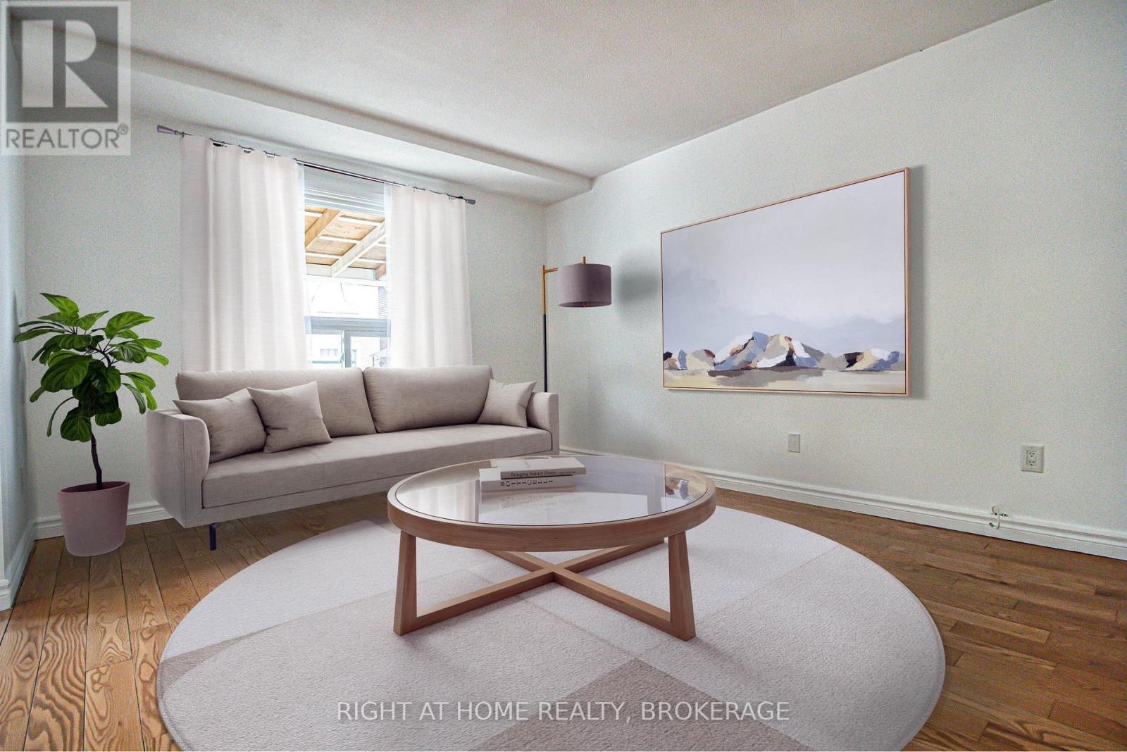 Property at 30 VODDEN STREET W image 3