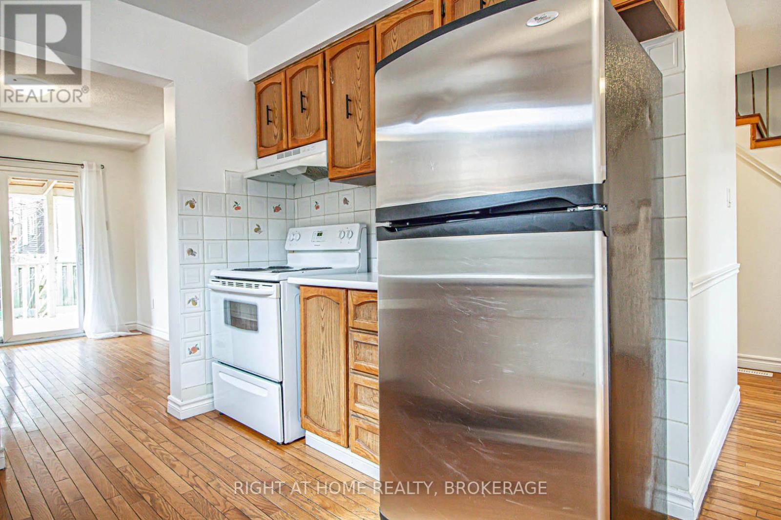 30 Vodden Street W, Brampton (Brampton West), Ontario  L6X 2W7 - Photo 15 - W12079293