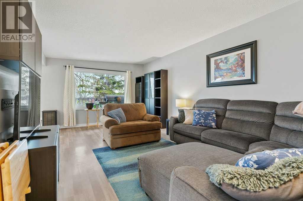 Property at 6703 Huntsbay Road NW image 3