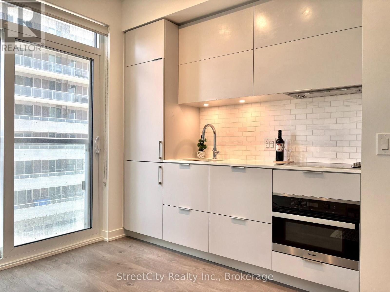 611 - 20 Richardson Street, Toronto, Ontario  M5A 0S6 - Photo 4 - C12080057