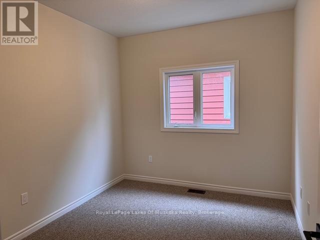 315 Beechwood Forest Lane, Gravenhurst, Ontario  P1P 0H8 - Photo 16 - X12079961