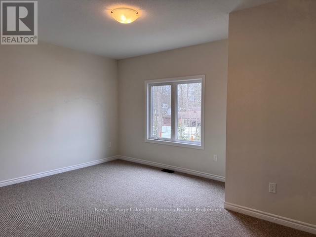 315 Beechwood Forest Lane, Gravenhurst, Ontario  P1P 0H8 - Photo 18 - X12079961