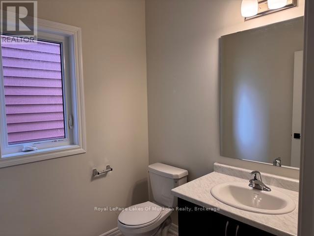 315 Beechwood Forest Lane, Gravenhurst, Ontario  P1P 0H8 - Photo 5 - X12079961