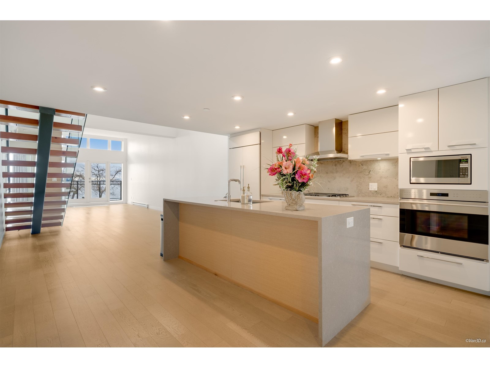 Property at 301 1150 OXFORD STREET image 3