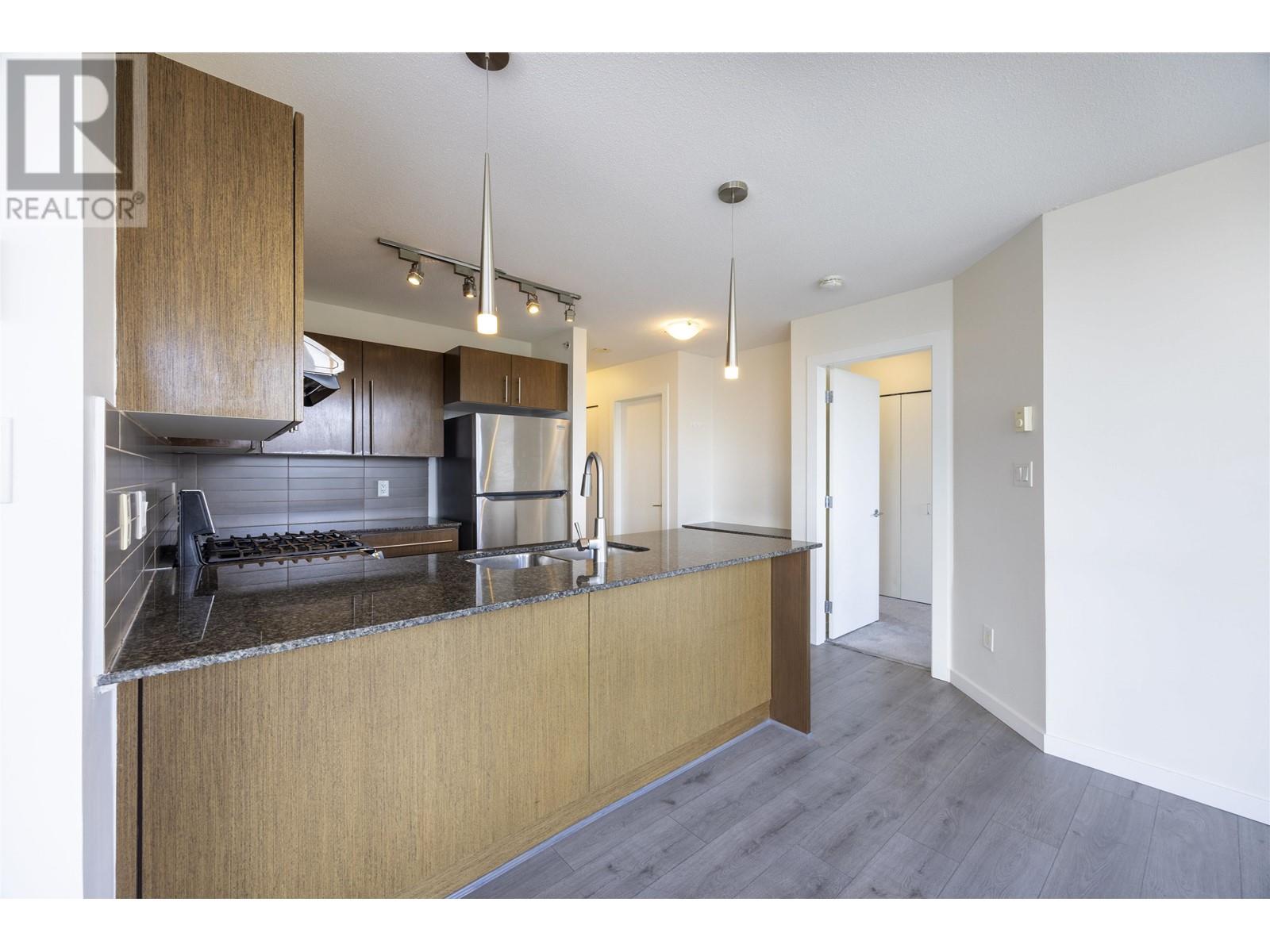 1807 4888 Brentwood Drive, Burnaby, British Columbia  V5C 0C6 - Photo 11 - R2989440