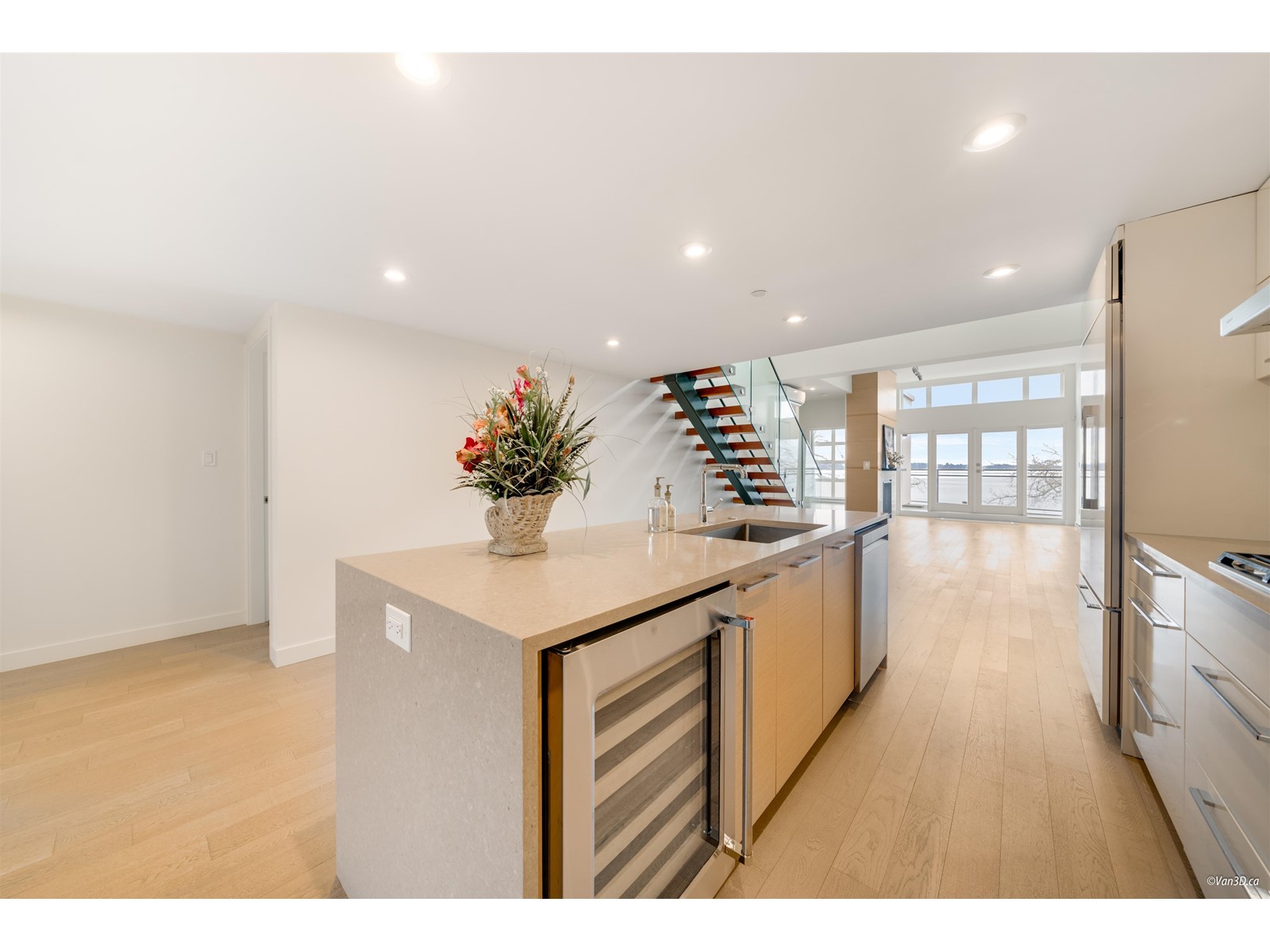 Property at 301 1150 OXFORD STREET image 2