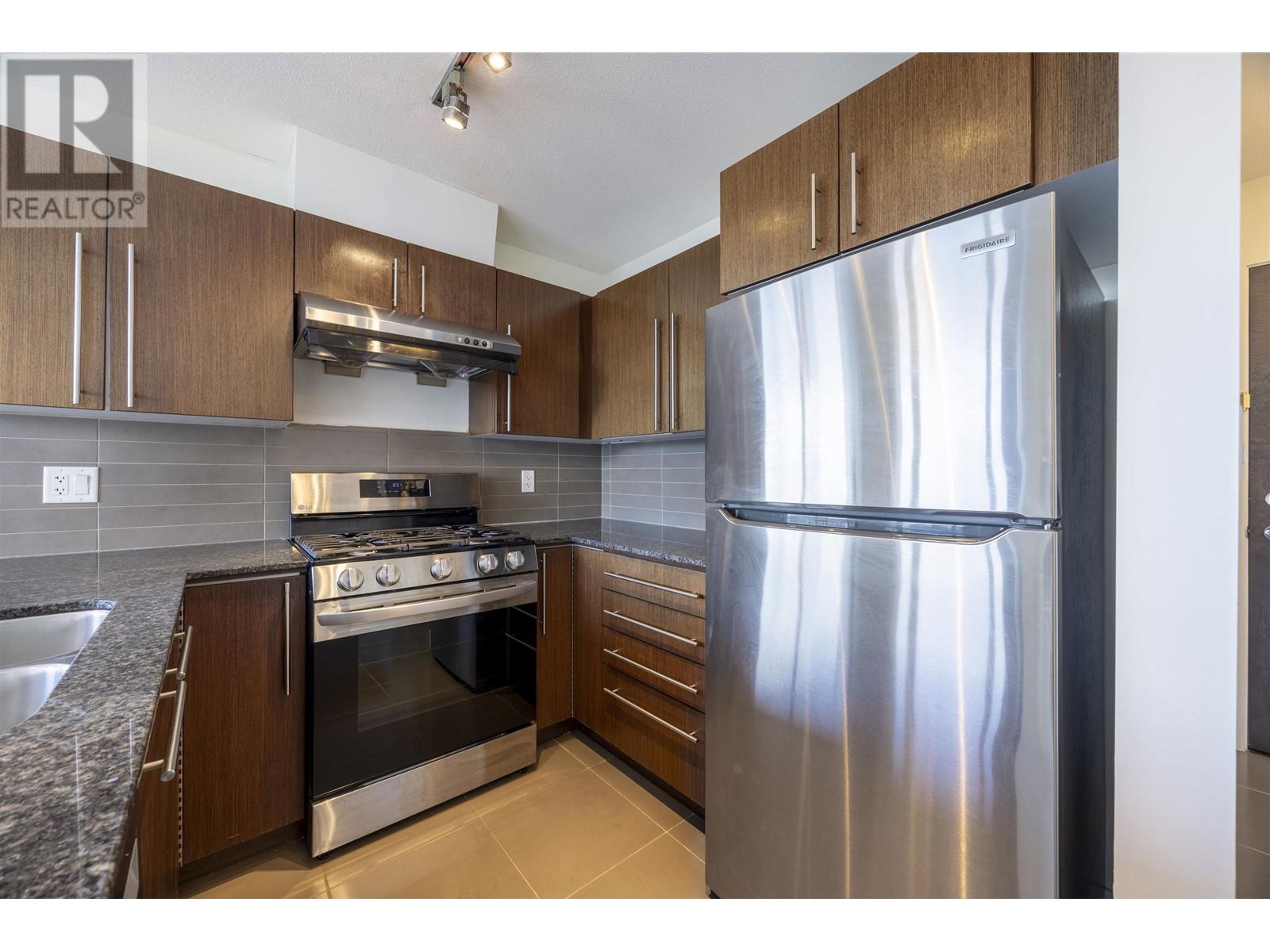 1807 4888 Brentwood Drive, Burnaby, British Columbia  V5C 0C6 - Photo 9 - R2989440