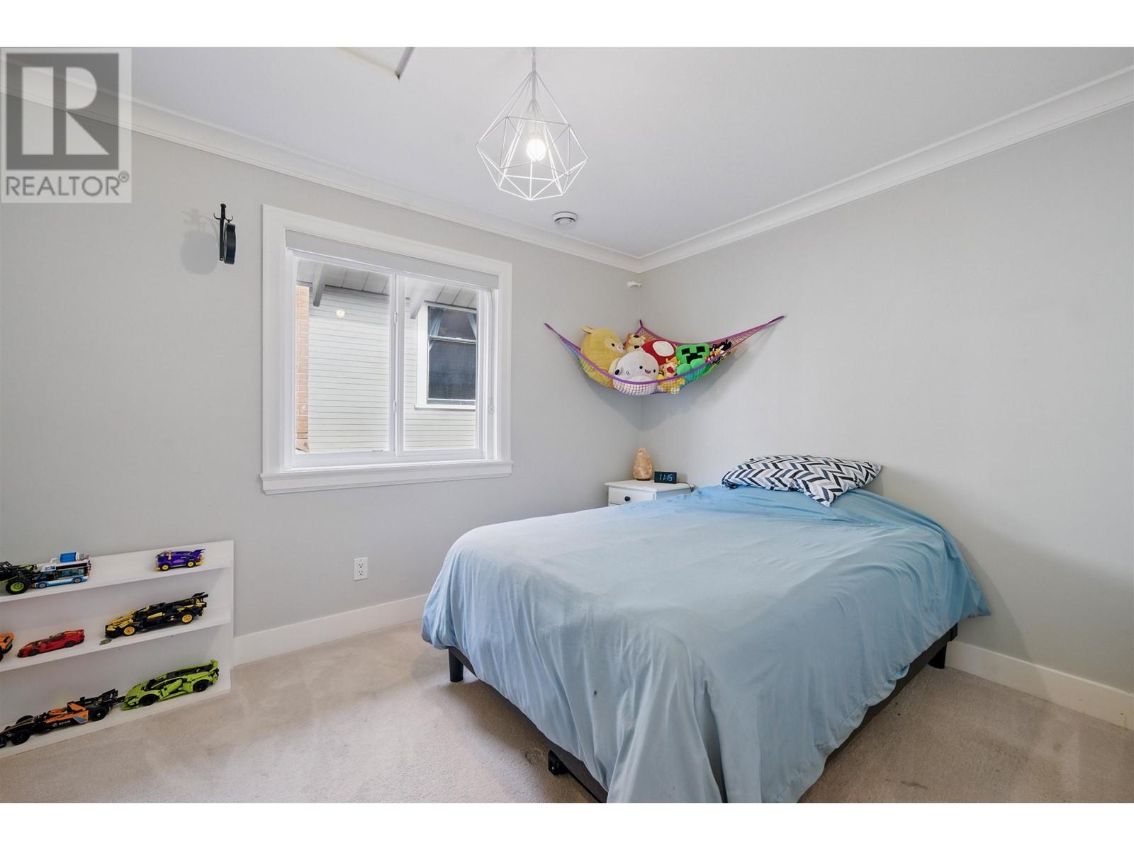 323 Fifth Street, New Westminster, British Columbia  V3L 2X3 - Photo 26 - R2989204
