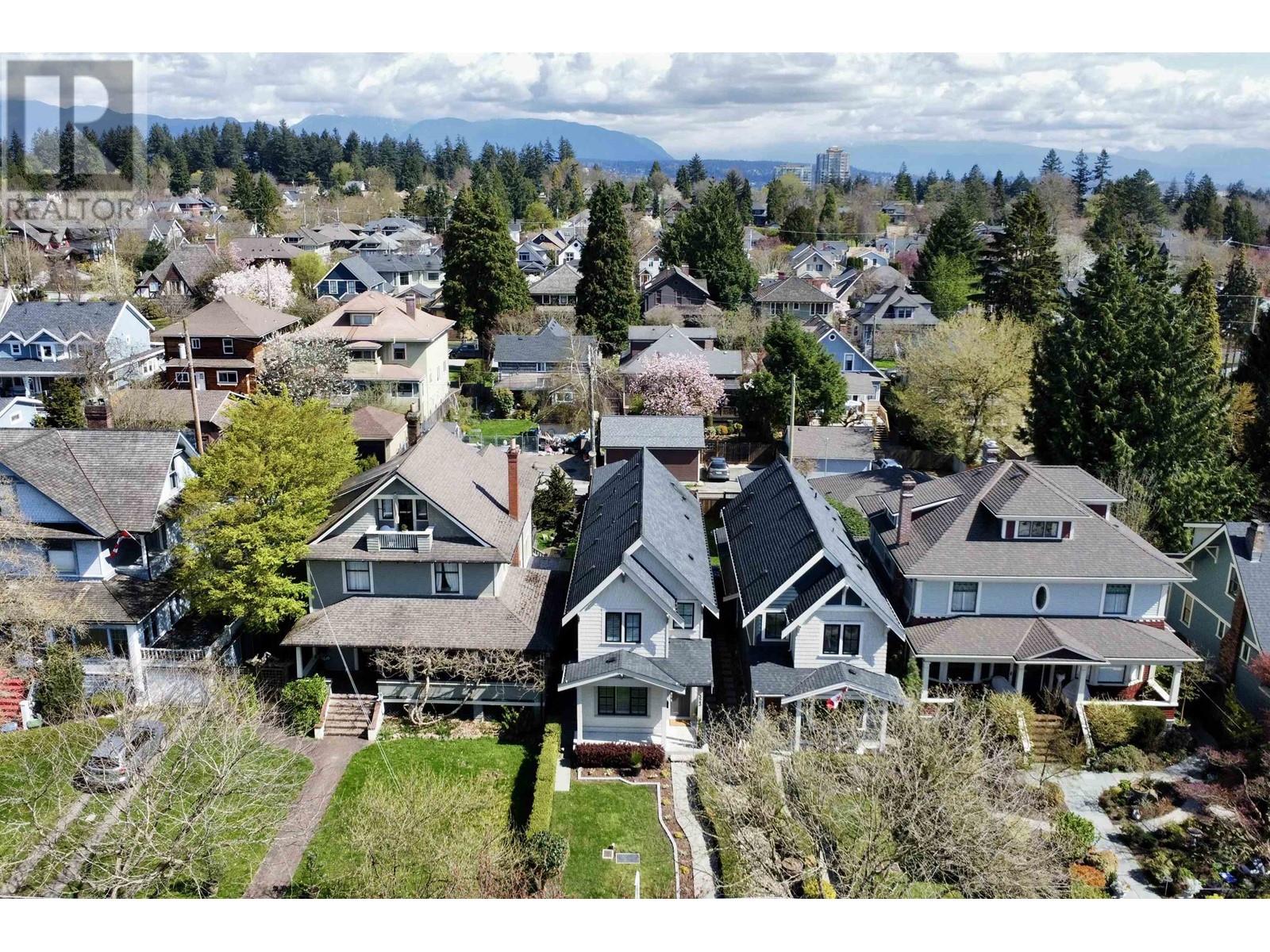 323 Fifth Street, New Westminster, British Columbia  V3L 2X3 - Photo 36 - R2989204