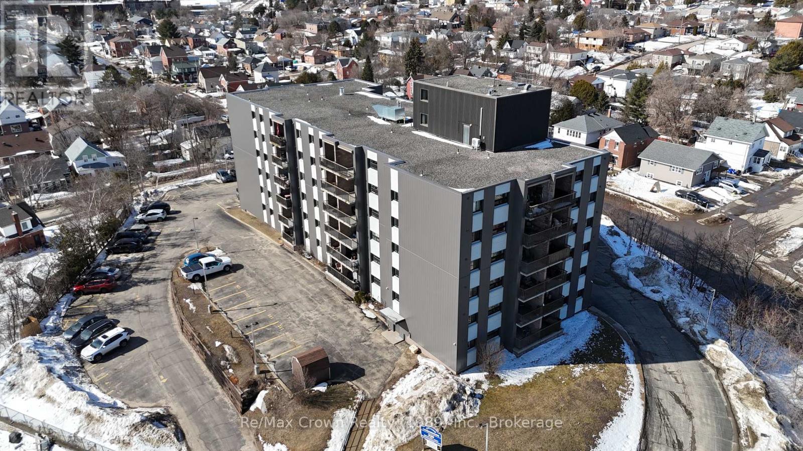 605 - 330 SIXTH AVENUE W, North Bay, Ontario