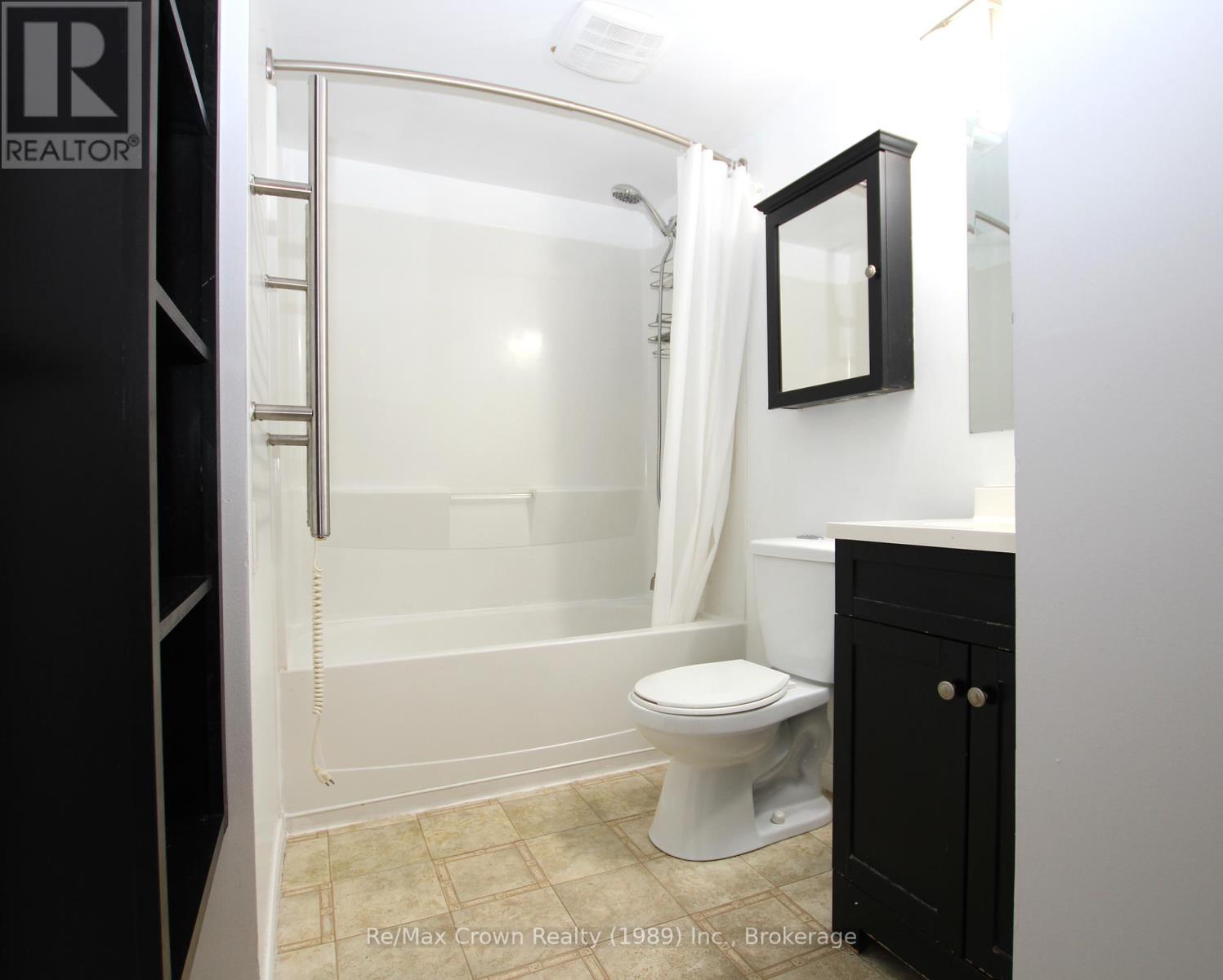 605 - 330 Sixth Avenue W, North Bay, Ontario  P1B 9G1 - Photo 17 - X12033443